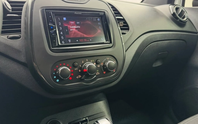 imagem-https://www.socarrao.com.br/sc-vehicle-images-prod/3328754/1787253962715-vehicle_image_1787169818_5bc40f193573fb30128006435f77a5f0.jpeg