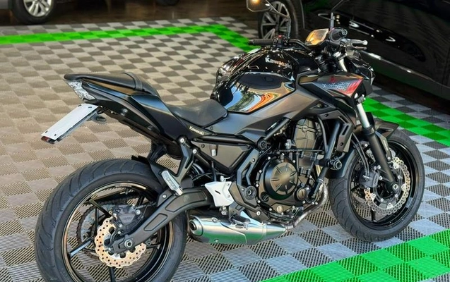 imagem-https://www.socarrao.com.br/sc-vehicle-images-prod/3328850/1787170067339-8397079_13_B_0efb823f6c.jpeg