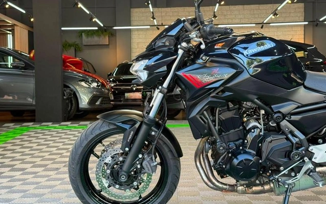 imagem-https://www.socarrao.com.br/sc-vehicle-images-prod/3328850/1787170067356-8397079_8_B_ad52de1ad2.jpeg