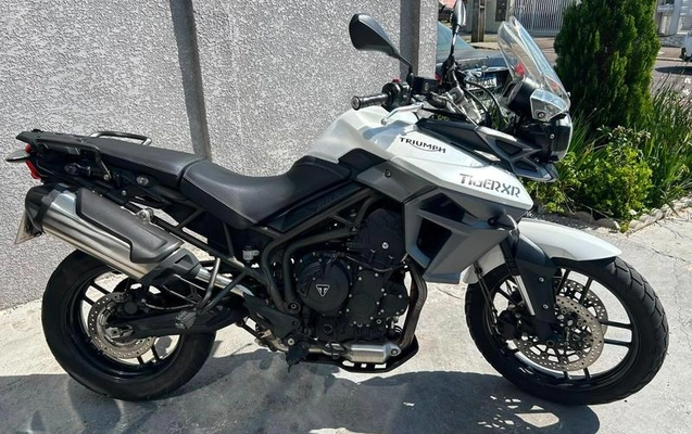 imagem-https://www.socarrao.com.br/sc-vehicle-images-prod/3328920/1787170173525-8397218_8_B_73af9a3395.jpeg