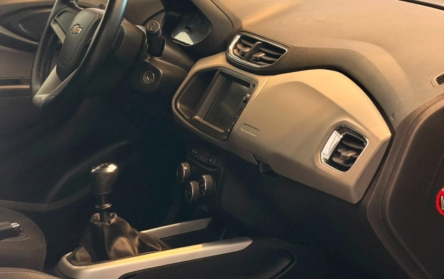 imagem-https://www.socarrao.com.br/sc-vehicle-images-prod/3328939/1787170242689-V2hhdHNBcHAgSW1hZ2UgMjAyNi0wOC0xOSBhdCAxMy40NS40NC5qcGVn.jpeg