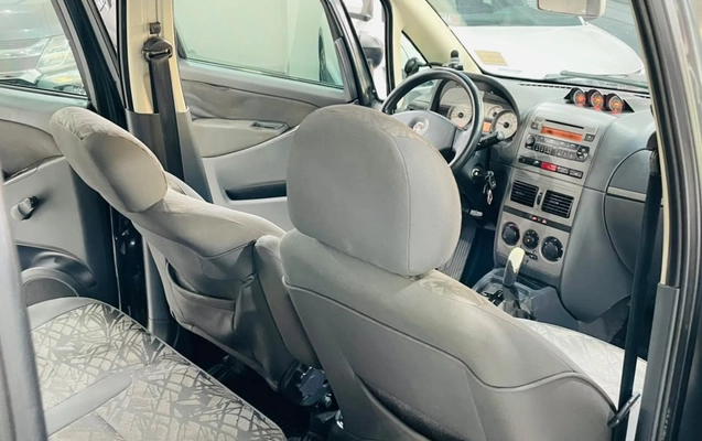 imagem-https://www.socarrao.com.br/sc-vehicle-images-prod/3328963/1787170282881-003_c3baad32eb1449a467345b3fa67984f7.jpeg