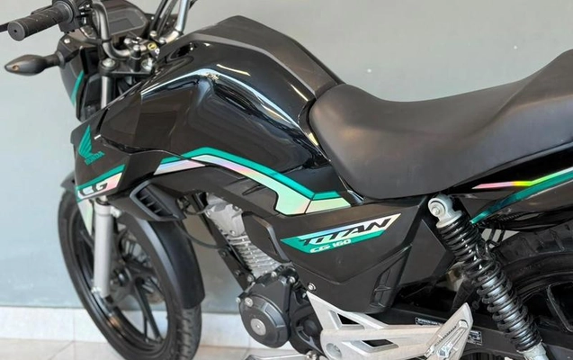imagem-https://www.socarrao.com.br/sc-vehicle-images-prod/3328966/1788204531444-8346860_4_B_d8350dc2b7.jpeg
