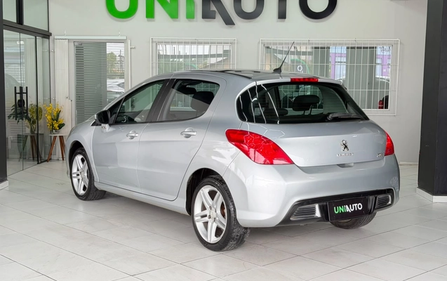 imagem-https://www.socarrao.com.br/sc-vehicle-images-prod/3328993/1787170399612-003_f33cff9a80363d5e93b186d1b7783a27.jpeg