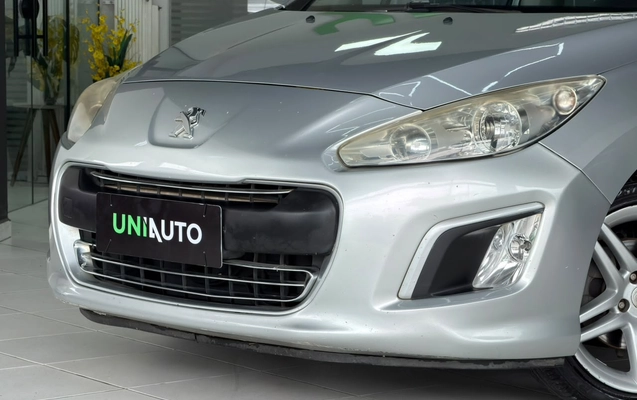 imagem-https://www.socarrao.com.br/sc-vehicle-images-prod/3328993/1787170399618-003_c51ffb4d1a8182287dd8b7cc4fd5c17c.jpeg