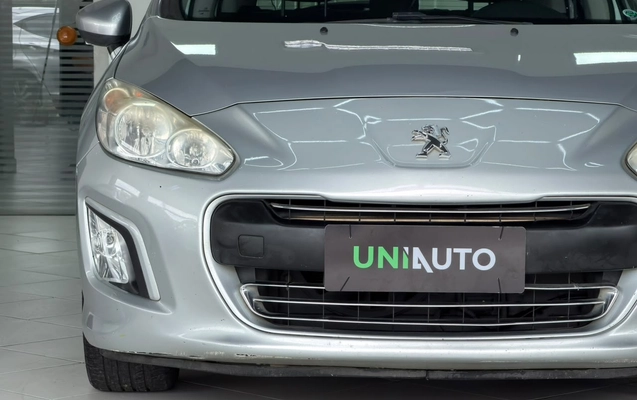 imagem-https://www.socarrao.com.br/sc-vehicle-images-prod/3328993/1787170399621-003_9d8a340691cfa004f20d3dcdddc8844c.jpeg