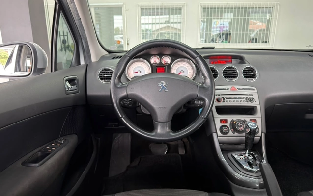 imagem-https://www.socarrao.com.br/sc-vehicle-images-prod/3328993/1787170399625-003_17a0c7b5b18a652d54351a534699f3f6.jpeg