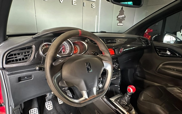 imagem-https://www.socarrao.com.br/sc-vehicle-images-prod/3329108/1787170789973-003_d1542edab9bf3c0f73c6e9f58af6e018.jpeg