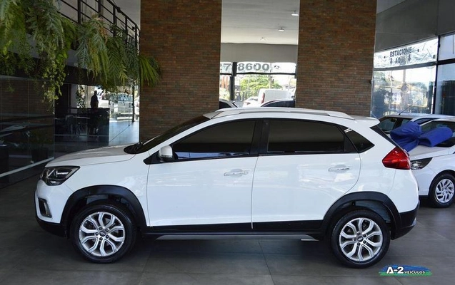 imagem-https://www.socarrao.com.br/sc-vehicle-images-prod/3329122/1790338865402-8397344_8_B_e5ad30184f.jpeg