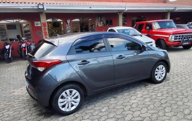 imagem-https://www.socarrao.com.br/sc-vehicle-images-prod/3329180/1787322761094-8396662_9_B_9d0c9b2b62.jpeg
