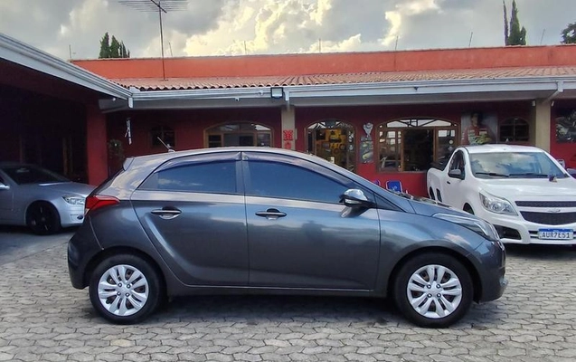 imagem-https://www.socarrao.com.br/sc-vehicle-images-prod/3329180/1787322761102-8396662_8_B_7af1ed20d5.jpeg