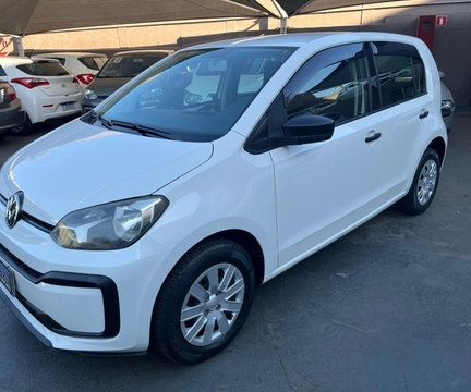 Volkswagen Up! 2018 Branco — foto 1 de 3