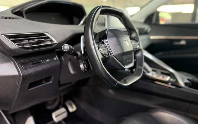 imagem-https://www.socarrao.com.br/sc-vehicle-images-prod/3329288/1789582092243-gb-b4c30e5.jpg