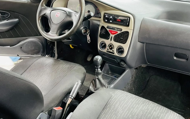 imagem-https://www.socarrao.com.br/sc-vehicle-images-prod/3329464/1787171570637-003_7a253c2c0fb2020dcb3465fee4043630.jpeg