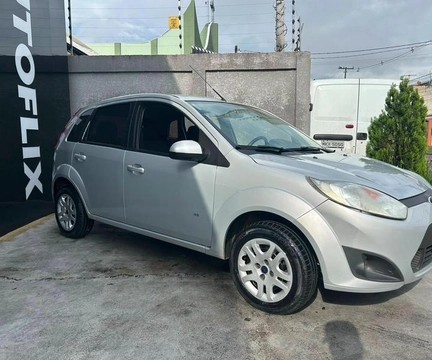 Ford Fiesta SE 1.6 8V Flex 5p 2014 Prata — foto 1 de 3