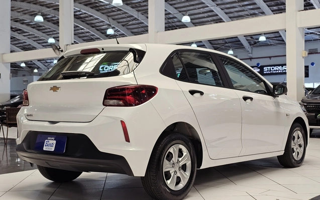 imagem-https://www.socarrao.com.br/sc-vehicle-images-prod/3329990/1787173040590-1_044114.jpg