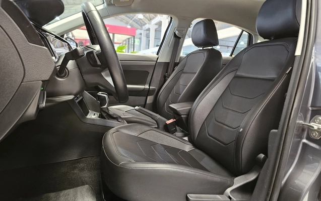 imagem-https://www.socarrao.com.br/sc-vehicle-images-prod/3330105/1787173506112-1_044008.jpg