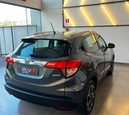 imagem-https://www.socarrao.com.br/sc-vehicle-images-prod/3330259/1787841480152-8383901_9_B_f68dcc8a17.jpeg
