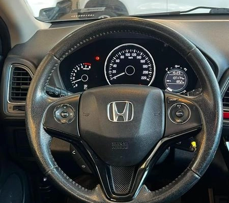 imagem-https://www.socarrao.com.br/sc-vehicle-images-prod/3330259/1787841480162-8383901_7_B_2613e7329f.jpeg