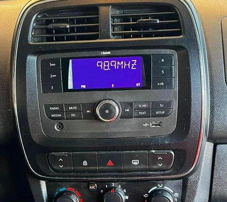 imagem-https://www.socarrao.com.br/sc-vehicle-images-prod/3330293/1787686340447-8190597_14_B_92d016fd3c.jpeg