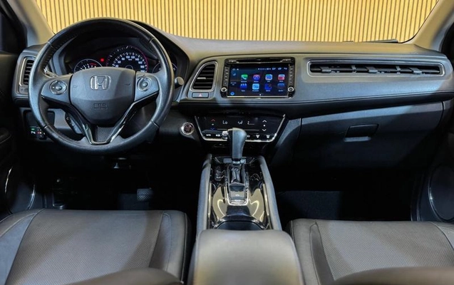 imagem-https://www.socarrao.com.br/sc-vehicle-images-prod/3330463/1789583997005-8374421_14_B_6d7a00f831.jpeg
