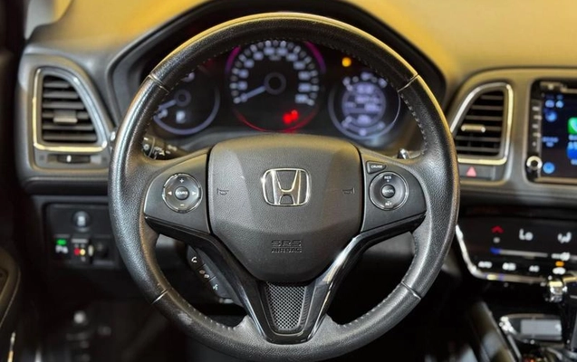 imagem-https://www.socarrao.com.br/sc-vehicle-images-prod/3330463/1789583997010-8374421_19_B_60341f808a.jpeg