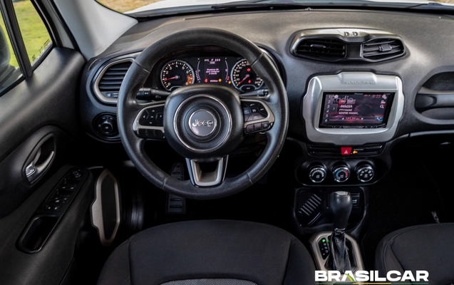 imagem-https://www.socarrao.com.br/sc-vehicle-images-prod/3330524/1787174912913-003_2461b4d95203543624bcc266c46aa735.jpg