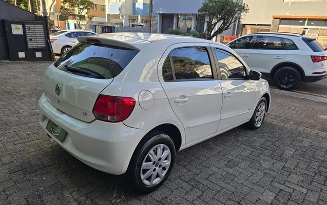 imagem-https://www.socarrao.com.br/sc-vehicle-images-prod/3331485/1787323115514-8395245_7_B_5fb18e3b73.jpeg