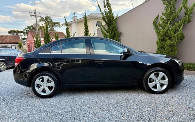 imagem-https://www.socarrao.com.br/sc-vehicle-images-prod/33316/1779293235730-7075234_3_B_6c82dc2113.jpeg