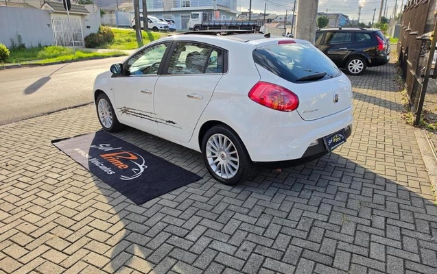 imagem-https://www.socarrao.com.br/sc-vehicle-images-prod/3331957/1787179429197-8271524_25_B_bd7a610578.jpeg