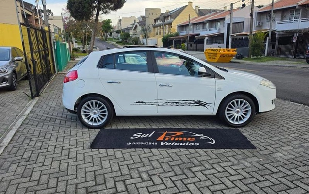 imagem-https://www.socarrao.com.br/sc-vehicle-images-prod/3331957/1787179429203-8271524_16_B_c127bb7b15.jpeg