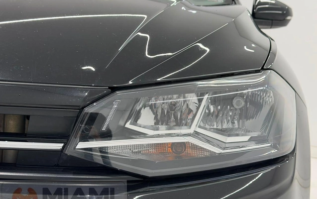 imagem-https://www.socarrao.com.br/sc-vehicle-images-prod/3339181/1787227078087-dcca9912c3cd4ad6bfb413d359c96024_1786536926956.jpg