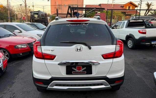 imagem-https://www.socarrao.com.br/sc-vehicle-images-prod/3339188/1787227674815-8397074_6_B_711a46ee21.jpeg