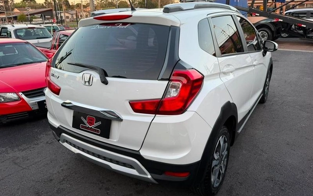 imagem-https://www.socarrao.com.br/sc-vehicle-images-prod/3339188/1787227674816-8397074_7_B_1b3fad70ae.jpeg