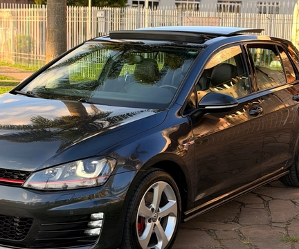 Volkswagen Golf 2016 Cinza — foto 1 de 3