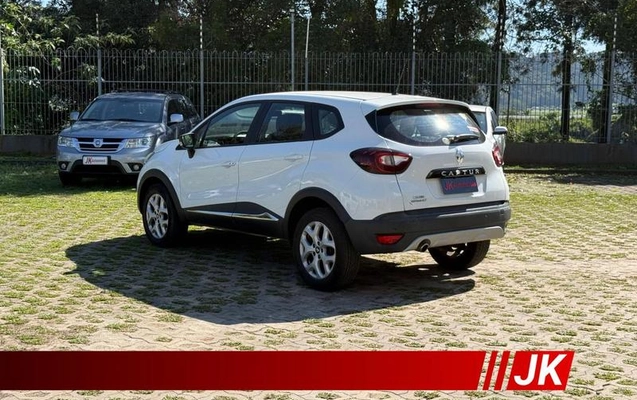 imagem-https://www.socarrao.com.br/sc-vehicle-images-prod/3339214/1789583508327-8397394_1_B_34aab84032.jpeg