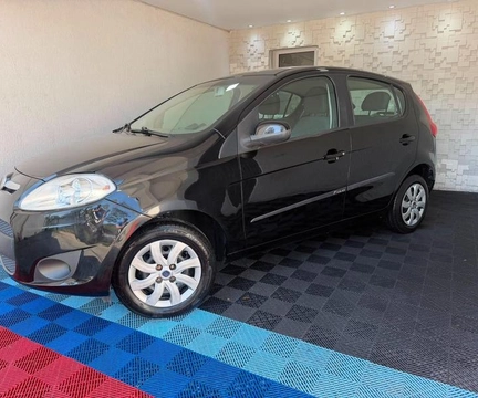Fiat Palio 2014 Preto — foto 1 de 3