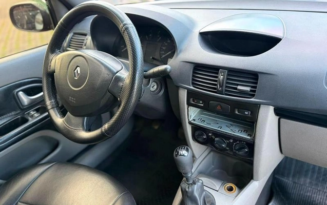 imagem-https://www.socarrao.com.br/sc-vehicle-images-prod/3339226/1792699836546-8323168_10_B_08dbf39380.jpeg