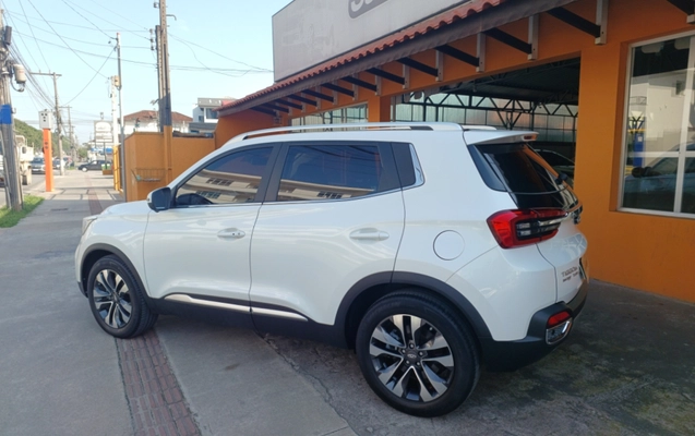 imagem-https://www.socarrao.com.br/sc-vehicle-images-prod/3339234/1787229349541-app-photos-yufIlrRpSnndnKm5SY40JG7k1TleqV62.jpg