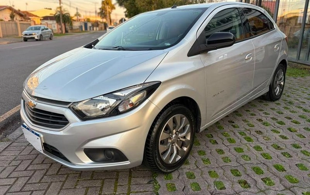 imagem-https://www.socarrao.com.br/sc-vehicle-images-prod/3339241/1789591282357-8356633_5_B_76d5c5a34f.jpeg