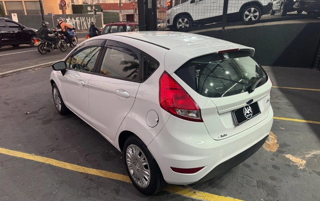 imagem-https://www.socarrao.com.br/sc-vehicle-images-prod/3339318/1789657821136-gb-dbbcc73.jpeg