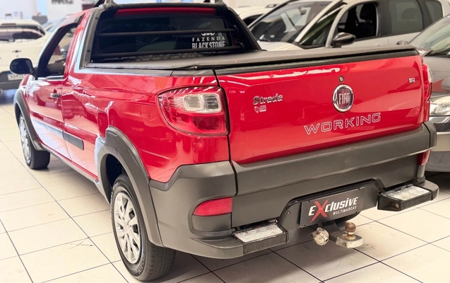 imagem-https://www.socarrao.com.br/sc-vehicle-images-prod/3339322/1787229501815-U1RSQURBIDIwMTU3LmpwZw.jpg