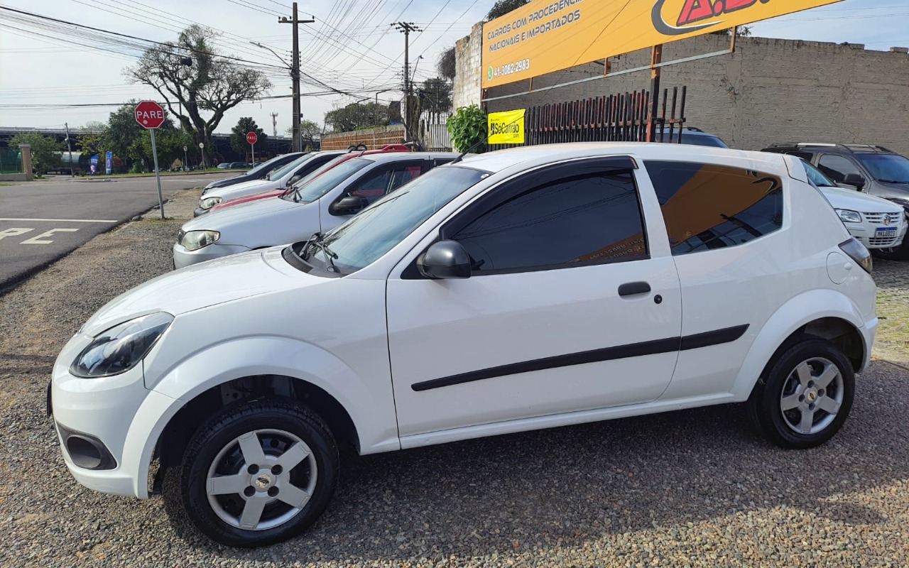 imagem-https://www.socarrao.com.br/sc-vehicle-images-prod/3339455/1787229773676-V2hhdHNBcHAgSW1hZ2UgMjAyNi0wOC0yMCBhdCAwOS4zMS41OSAoMSkuanBlZw.jpeg