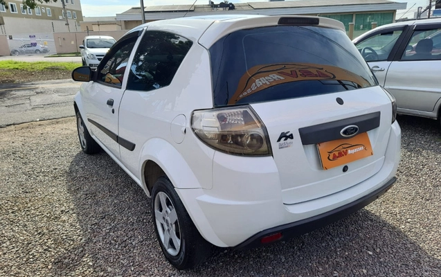 imagem-https://www.socarrao.com.br/sc-vehicle-images-prod/3339455/1787229774123-V2hhdHNBcHAgSW1hZ2UgMjAyNi0wOC0yMCBhdCAwOS4zMS41OCAoMSkuanBlZw.jpeg