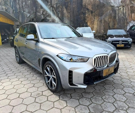 Bmw X5 2025 Cinza — foto 1 de 3