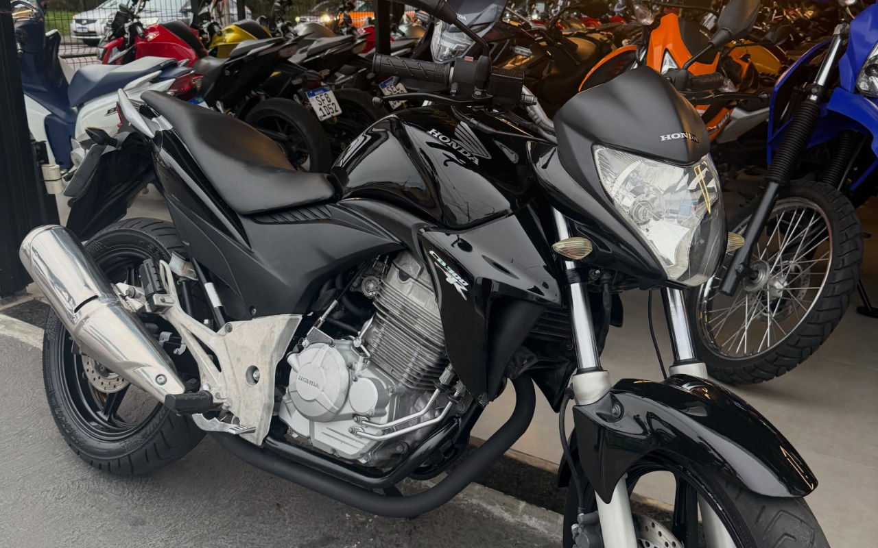 imagem-https://www.socarrao.com.br/sc-vehicle-images-prod/3339502/1787230137121-NzYwNzkyOTc1XzE4MTIwNDU0OTk5ODQyMjQ4XzkwNTIyMzE2NDE1MDc0ODc2MDZfbi5qcGc.jpg