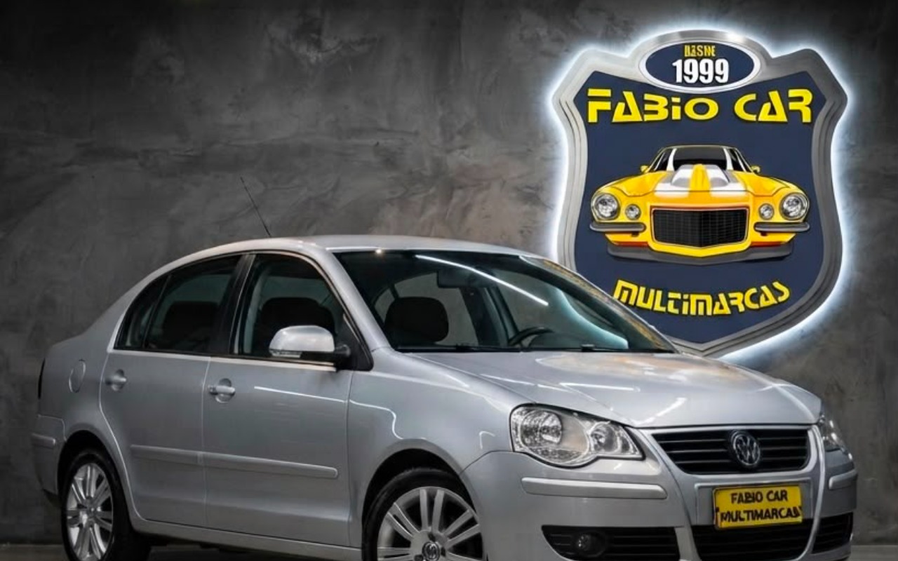 Volkswagen Polo Sedan 2007 Prata — foto 1 de 3