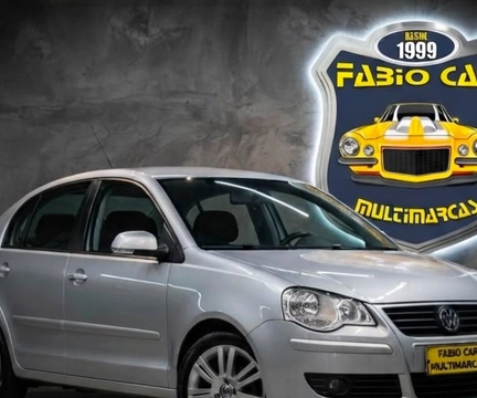Volkswagen Polo Sedan 2007 Prata — foto 1 de 3