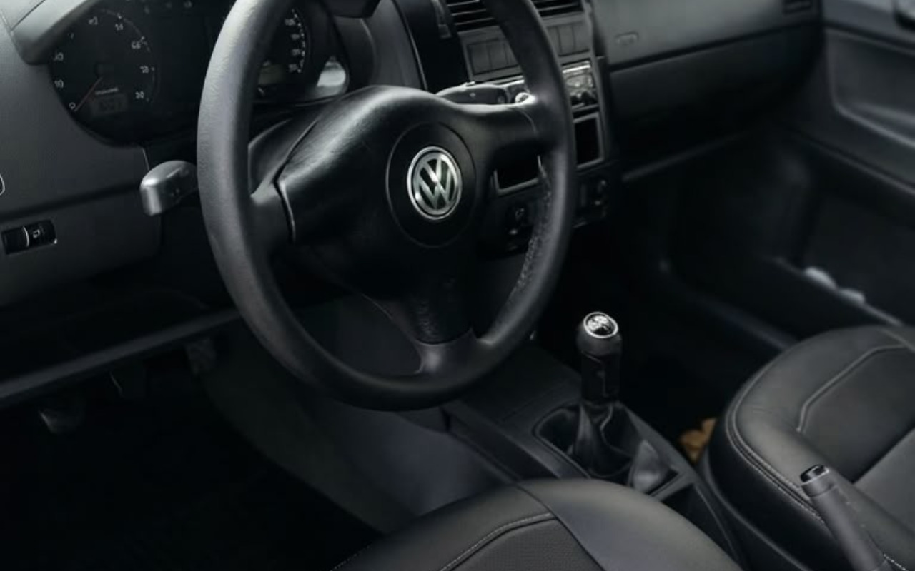 imagem-https://www.socarrao.com.br/sc-vehicle-images-prod/3339565/1787230278264-V2hhdHNBcHAgSW1hZ2UgMjAyNi0wOC0yMCBhdCAwOS4zMC41NyAoMykuanBlZw.jpeg