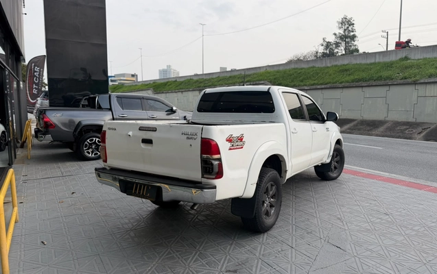 imagem-https://www.socarrao.com.br/sc-vehicle-images-prod/3339915/1787231671420-003_0cbd700a6b9ed345be1a9cf2cc519196.jpeg